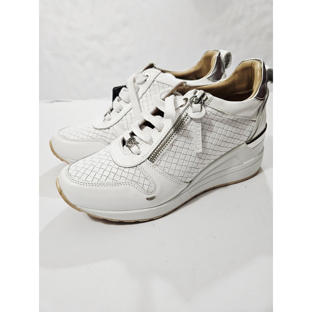 Carmela Women's Casual Wedge Leather Sneakers, Size Euro 40 White - Picture 2 of 16